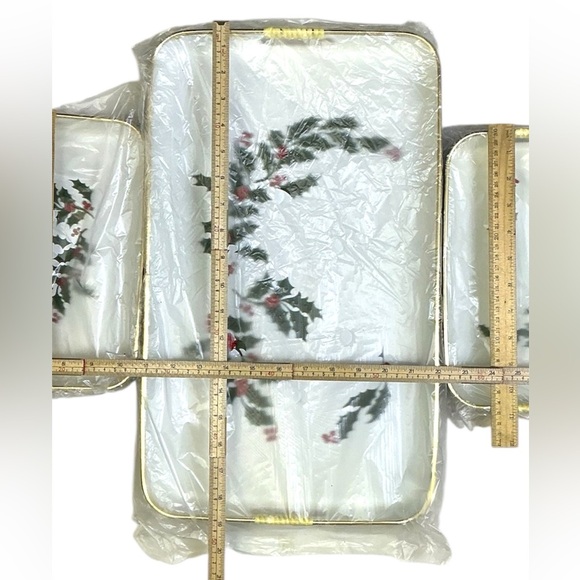 Vintage Lacquerware Nesting Serving Tray 3 Piece Set Christmas White Japan 1989 - Picture 4 of 16